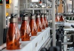 Huituo Automatic Rotary PET And Glass Capping Machine With Cap Unscrambler