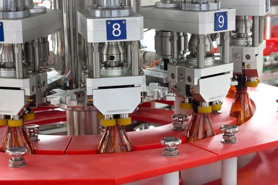 Pump caps rotary capping machine