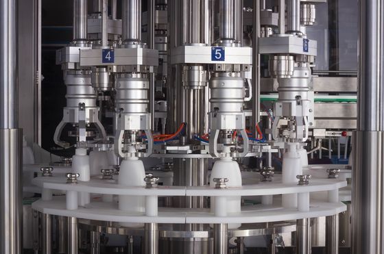 Maximum 2500 Bottles / Hours Multi Heads Filling Capping Machine