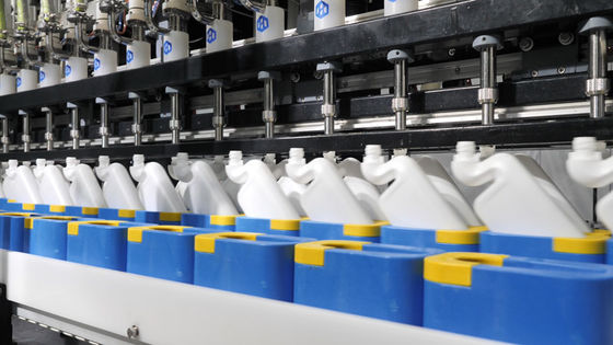 AC380V Liquid Filling And Capping Machine