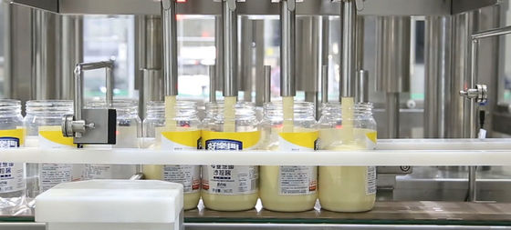 Auto Linear Bottle Liquid Piston Volumetric Filler Machine For Universal Filling